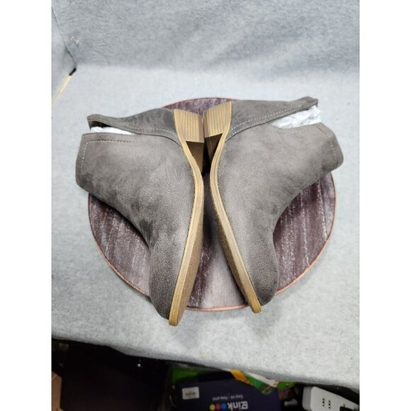 Gray Womens Suede Ankle Boots With Wooden Block Heel & Side Zipper - Picture 9 of 13